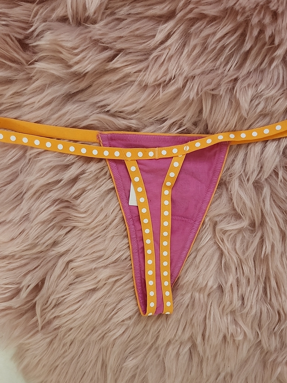 Brand New PINK Victoria's Secret NEON "LOVE PINK 86" V-STRING PANTY-S - Picture 2 of 4